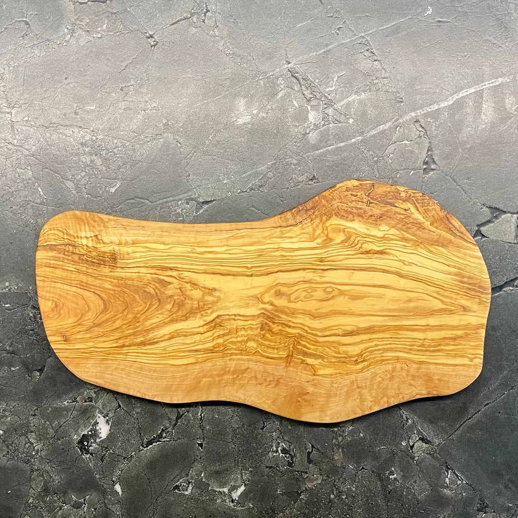 Detail der Olivenholzstruktur – 45 cm Naturbrett aus Griechenland